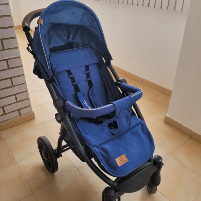 Cochecito de bebé Lionelo azul