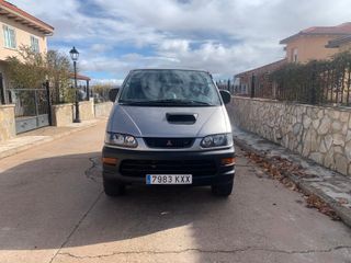 Mitsubishi Space Gear 1998