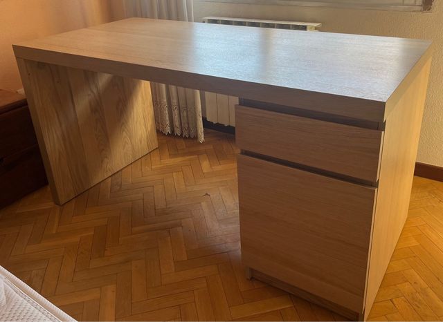 Escritorio Malm IKEA Roble