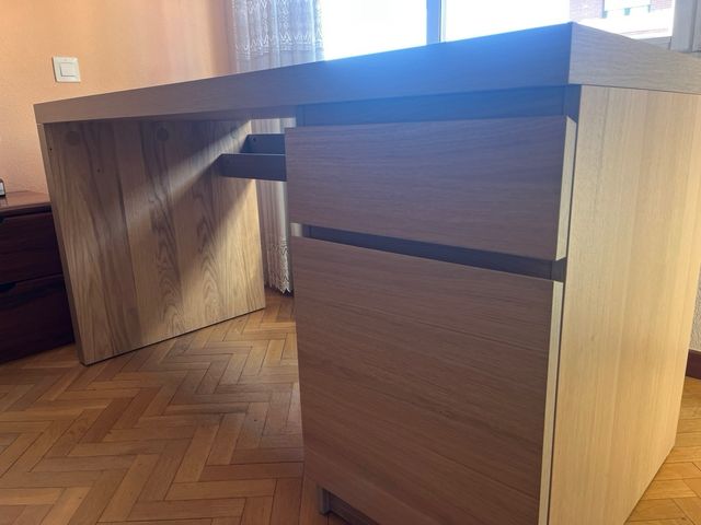 Escritorio Malm IKEA Roble