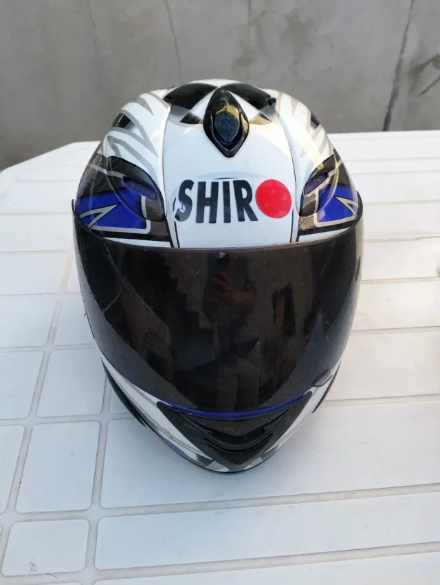 Casco de moto SHIRO en buen estado Talla M 57/58