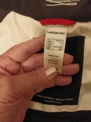 Chaqueta Quechua roja