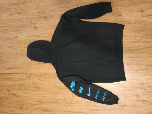 Sudadera Nike Negra con Logo Azul