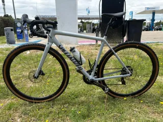 Specialized Crux Pro Gravel Bike