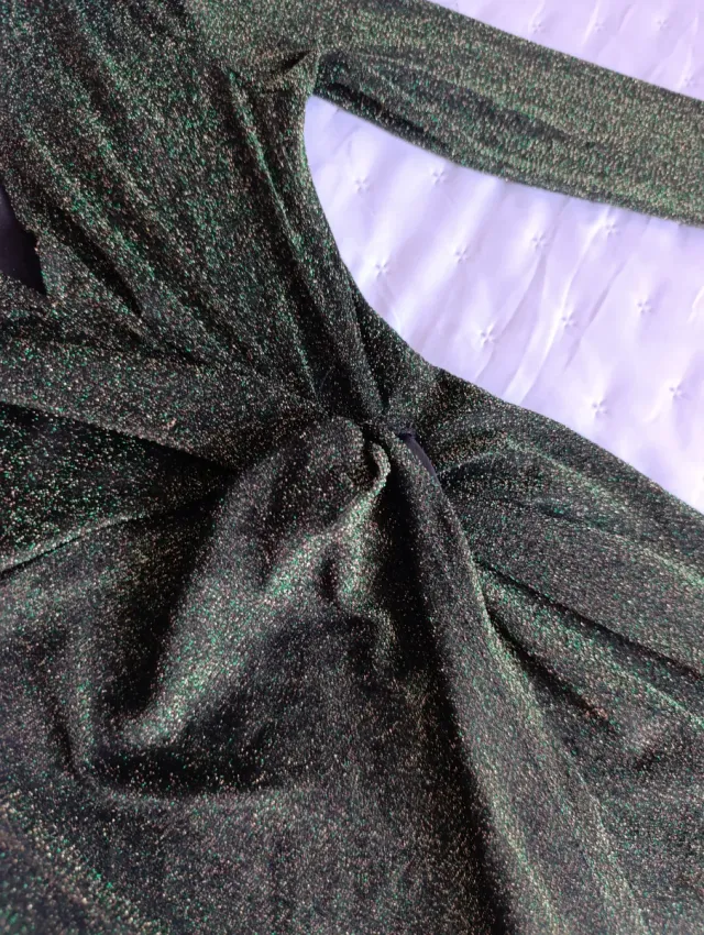 Vestido Lúrex Nudo Verde Fiesta. Mango