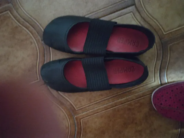 Manoletinas Camper Negras Talla 37 Muy buen estado