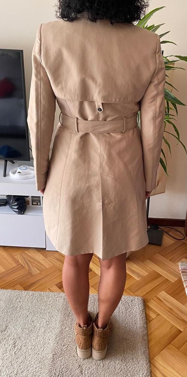 Gabardina Zara Beige Impermeable