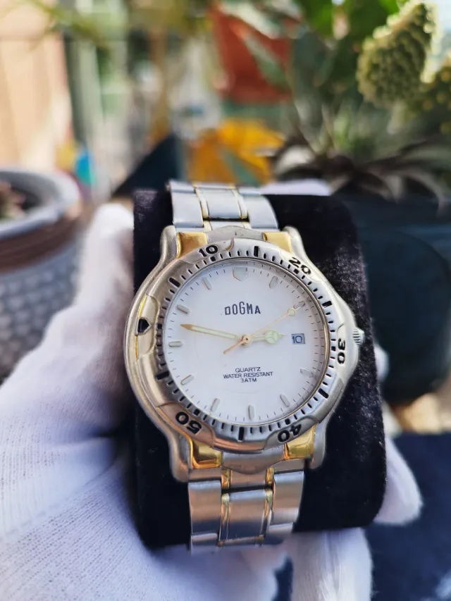 Reloj Dogma Quartz Water Resistant 3ATM