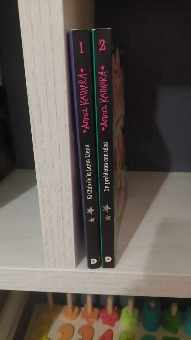 2 libros de anna kadabra 1 y 2