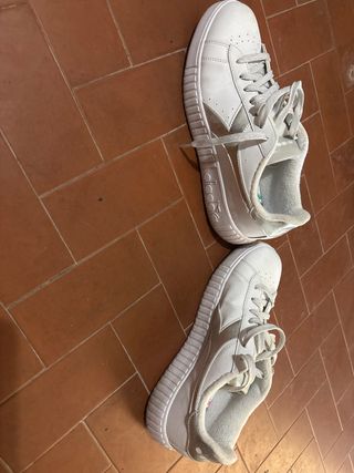 Diadora num40 usate pochissimo