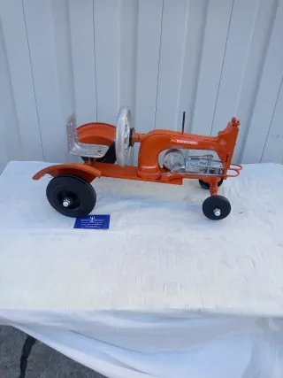 Tractor antiguo Barreiros máquina coser