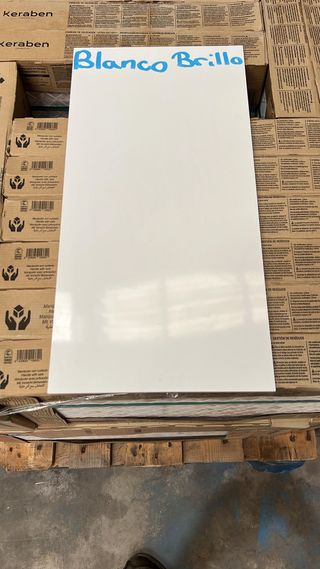 Lote de azulejo rectificado Blanco Brillo
