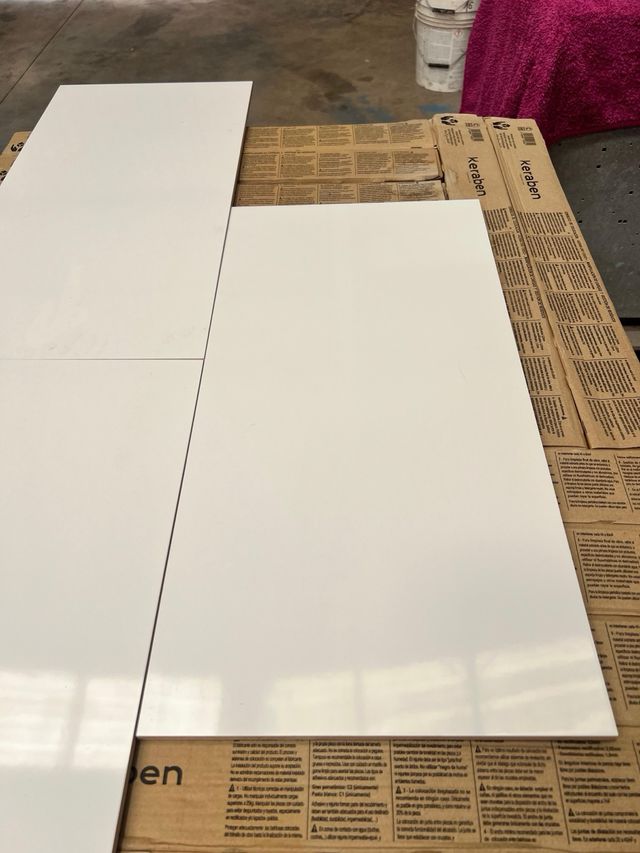 Lote de azulejo rectificado Blanco Brillo