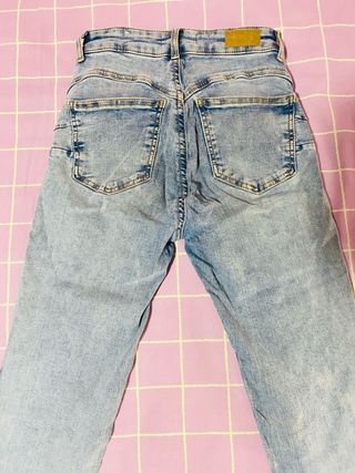 Pantalón vaquero Pull&Bear talla 34
