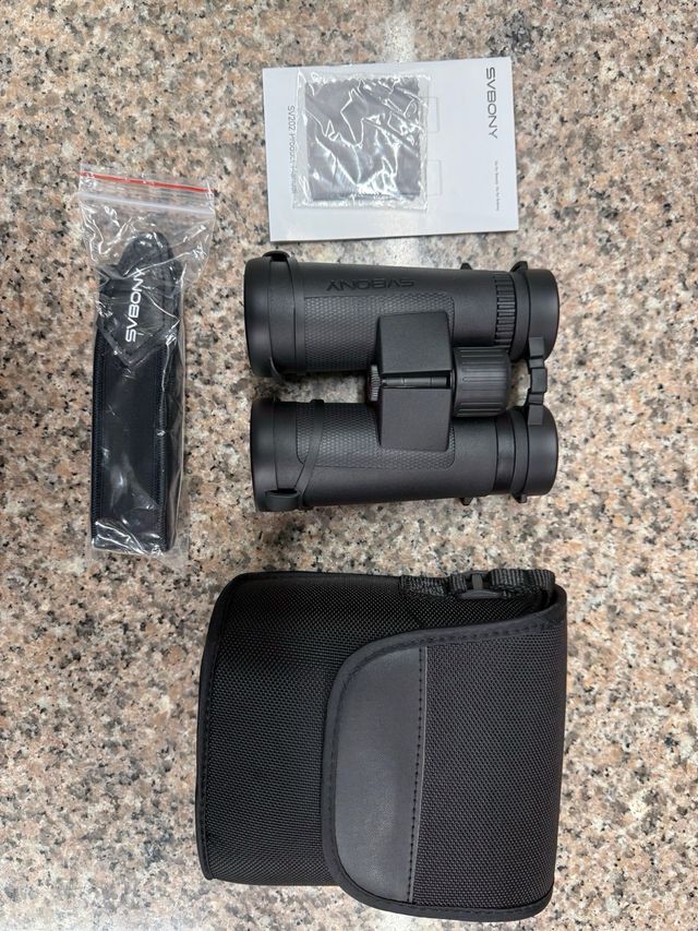 Prismáticos Svbony SV202 nuevos en su caja