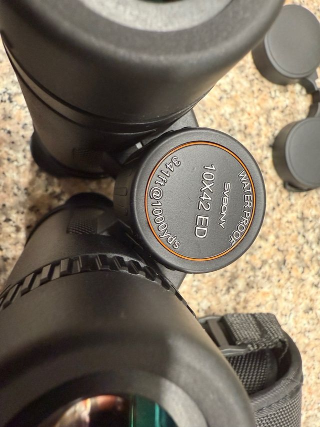 Prismáticos Svbony SV202 nuevos en su caja