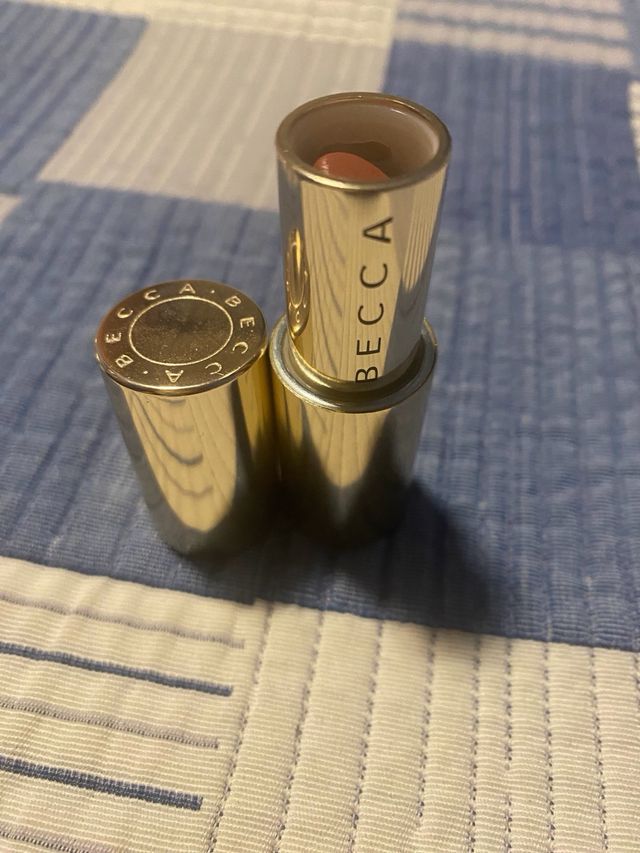 Becca Dorado cuapid’s kiss