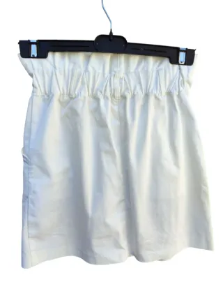 Falda blanca botones cintura alta