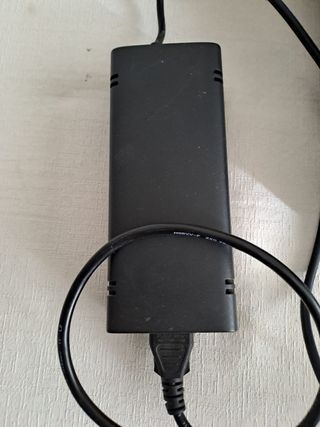 Xbox 360 slim + 4 Giochi