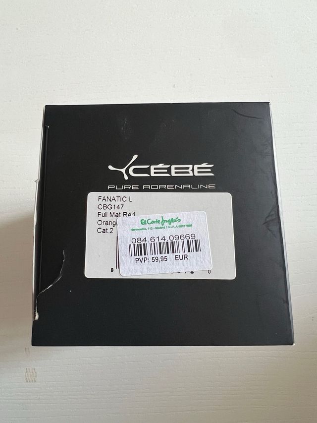 Gafas de esquí CÉBÉ color burdeos, perfecto estado