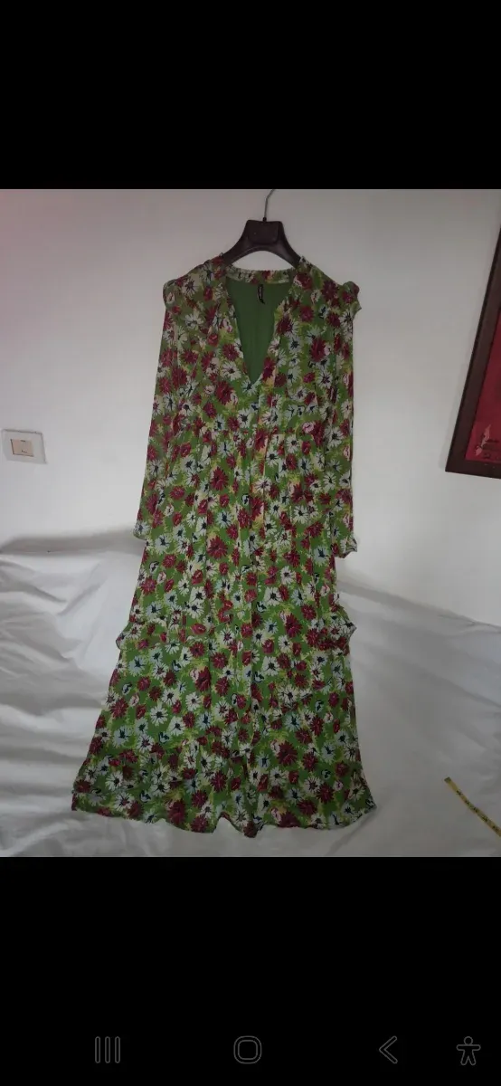 Abito lungo floreale verde