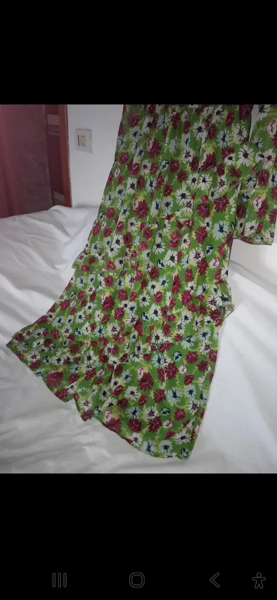 Abito lungo floreale verde