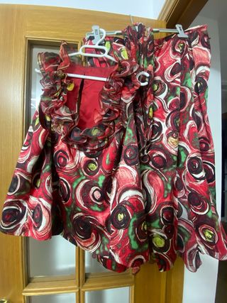 Vestido fiesta, y conjuntos de falda y blusa