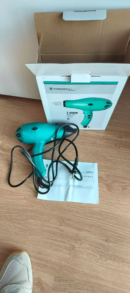 Secador de pelo Perfect Beauty Compact Dry Verde