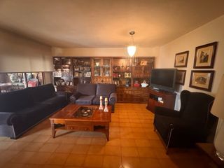 Armadio in legno massello