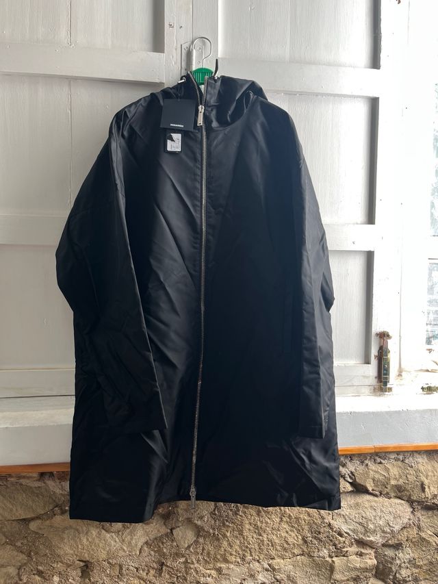 Chaqueta impermeable Dsquared2 negra