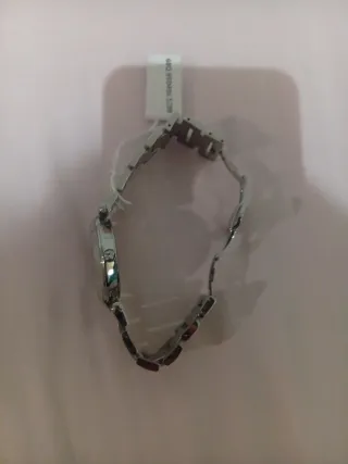 Reloj Guess Plata y Negro, calvin klein