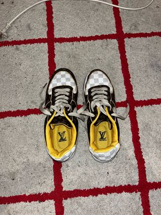 Zapatos Louis Vuitton Marrones y Blancos