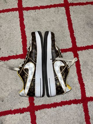 Zapatos Louis Vuitton Marrones y Blancos