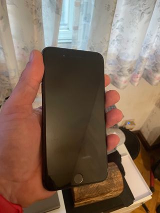 iPhone 8 Plus 64GB Negro