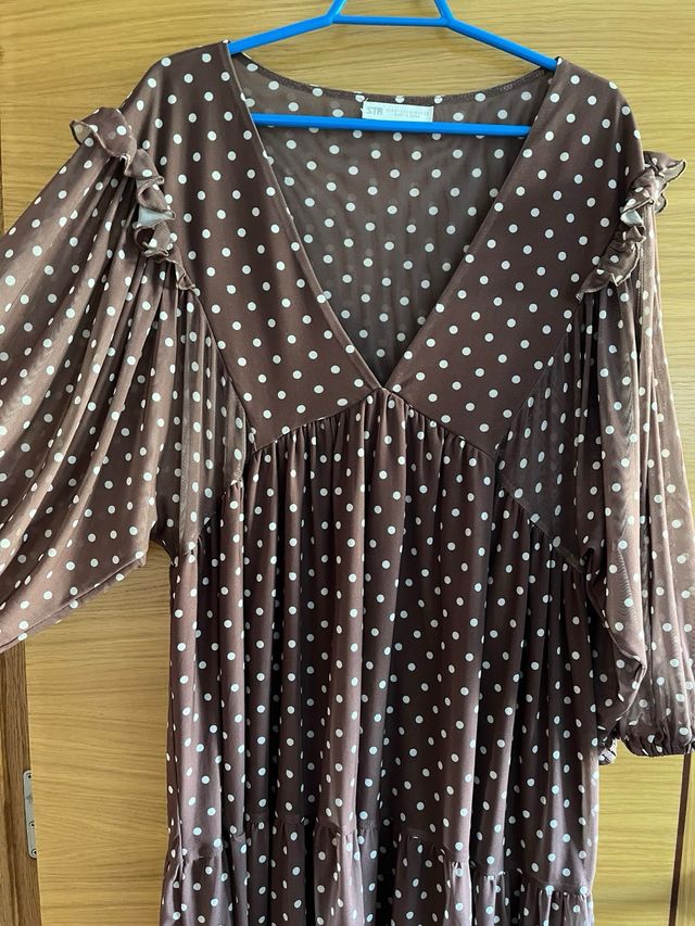 Vestido lunares Stradivarius talla única
