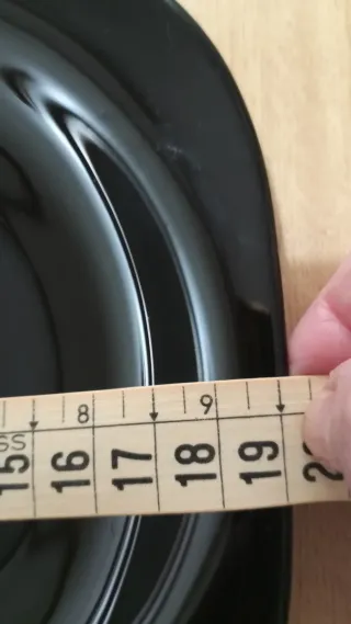 Lote de 10 platos llanos negros de postre.!