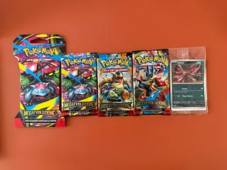 Pokemon Mega Evoluzioni Bustine + Carta Yveltal