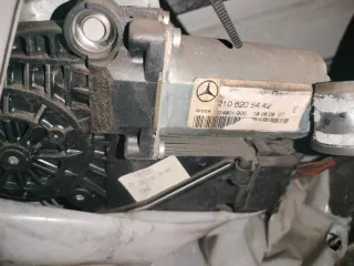 Mercedes W202 recambios en general