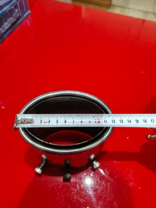 Cola de escape ovalada universal