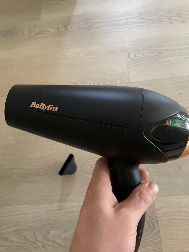 Secador BaByliss Negro y Dorado