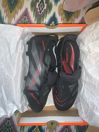 Botas fútbol Adidas Predator Nuevas talla 40