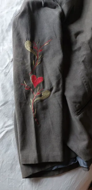 Chaqueta americana color verde oliva de Código bor