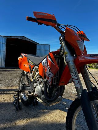 KTM EXC 250 F 2004 (Con motor nuevo)
