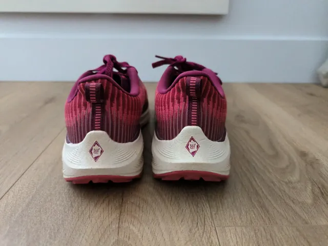 Zapatillas trail 361 Futura rosa/granate talla 39