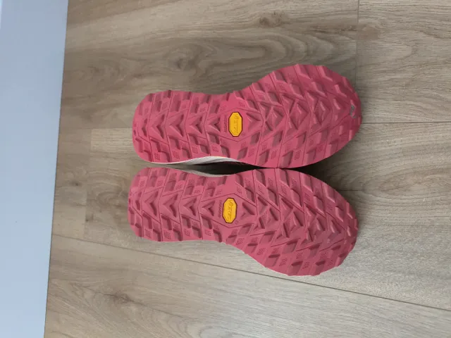 Zapatillas trail 361 Futura rosa/granate talla 39