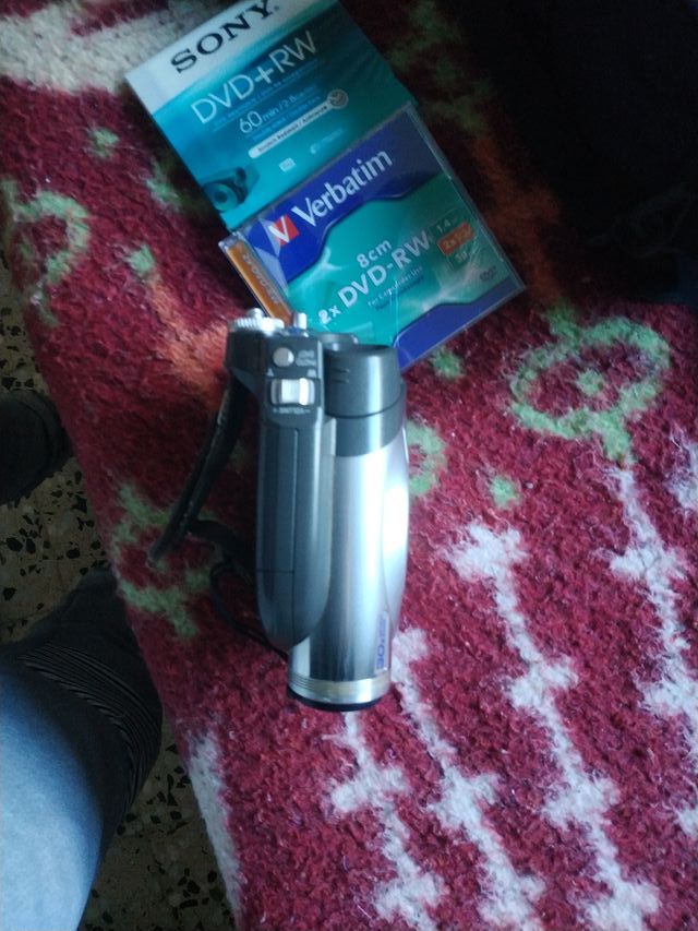 Videocamera Panasonic VDR-D150 + Accessori