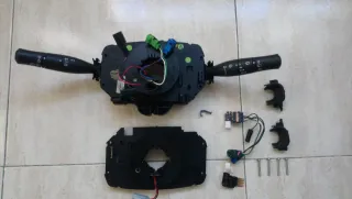 Mando Luces y contador Megane 2 del 2003 al 2008.