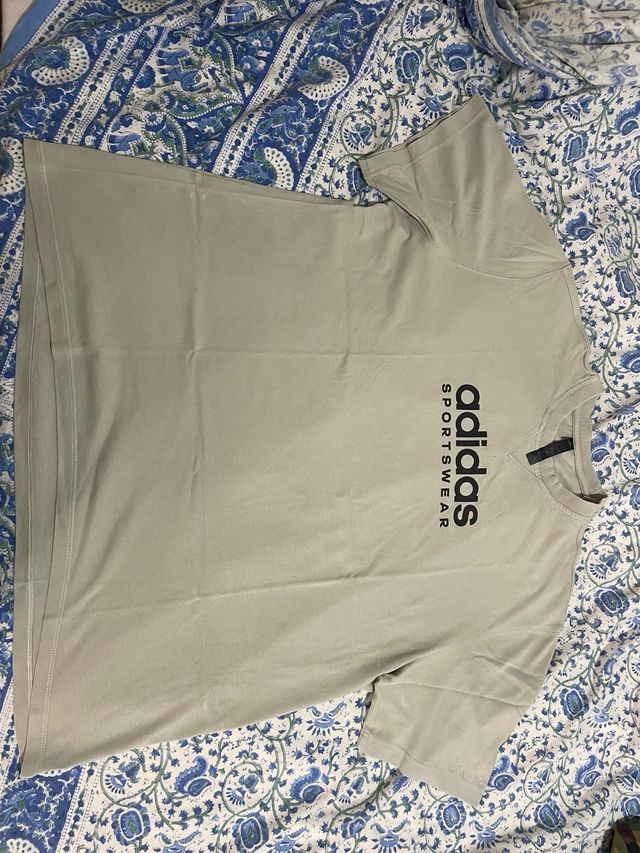 Camiseta Adidas Deportiva