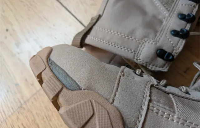 Botas militares tácticas beige talla 40