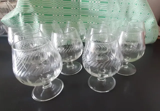 Juego de 9 copas de cristal vintage